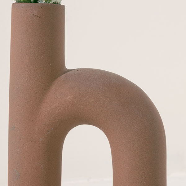 Hi 綠洲 | 簡約問候,桌面綠意 | 抵擋負面能量和外部的惡意 | 陽光盆栽